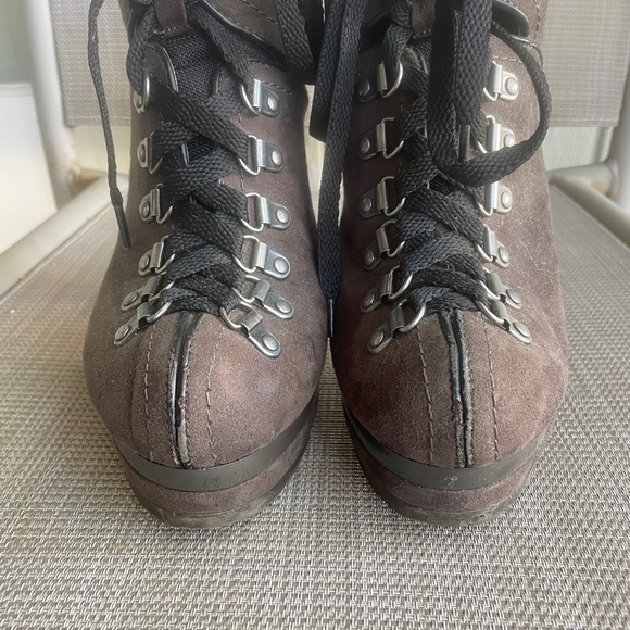 XHILARATION HIGH HEELED PLATFORM HIKING LACE UP BOOTS - Picture 6 of 11